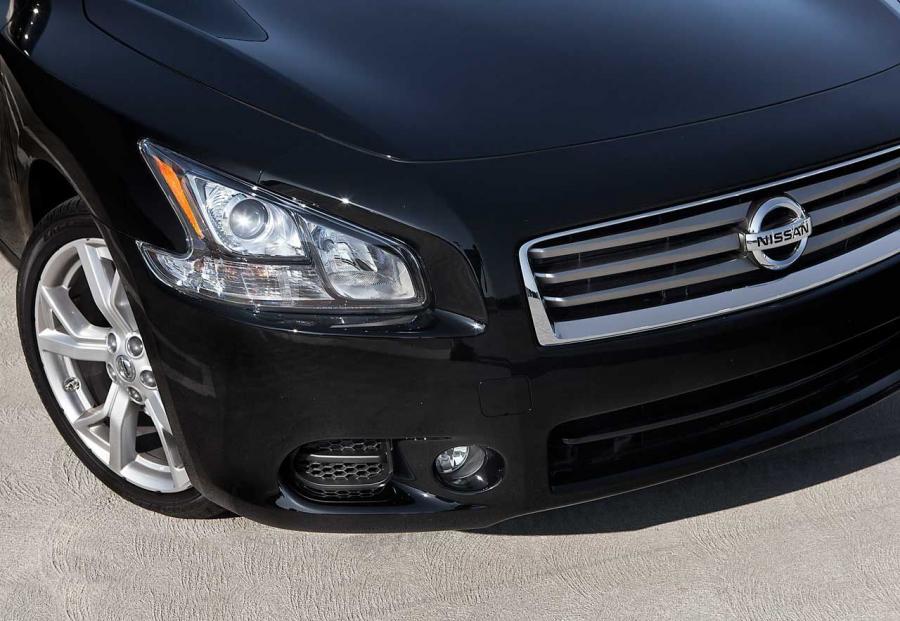  Nissan Maxima 2012 года  (фото 25 из 26)